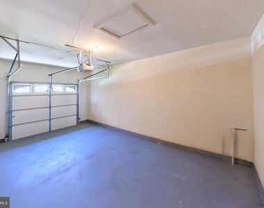 8508 Silverdale Road - Photo Thumbnail 49