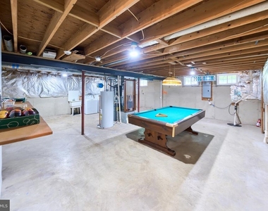 8508 Silverdale Road - Photo Thumbnail 43