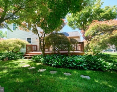 8508 Silverdale Road - Photo Thumbnail 52