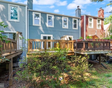 11243 Silentwood Lane - Photo Thumbnail 26
