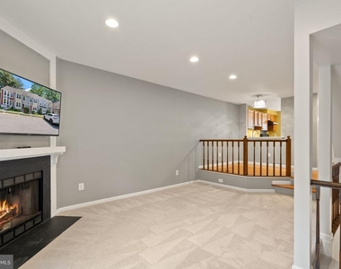 11243 Silentwood Lane - Photo Thumbnail 12