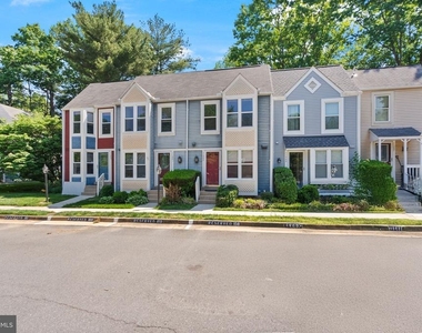 11243 Silentwood Lane - Photo Thumbnail 27