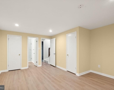 11243 Silentwood Lane - Photo Thumbnail 22