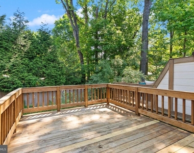 11243 Silentwood Lane - Photo Thumbnail 13