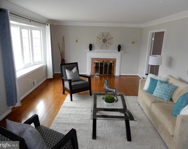 7115 Warbler Lane - Photo Thumbnail 15