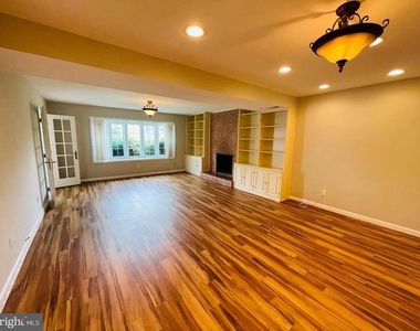 7115 Warbler Lane - Photo Thumbnail 26