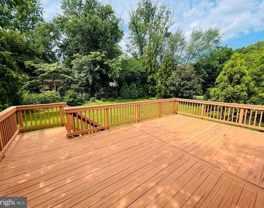 7115 Warbler Lane - Photo Thumbnail 30
