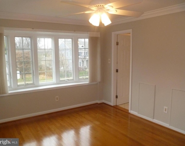 7115 Warbler Lane - Photo Thumbnail 5