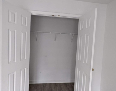 829 Gallows Court - Photo Thumbnail 15