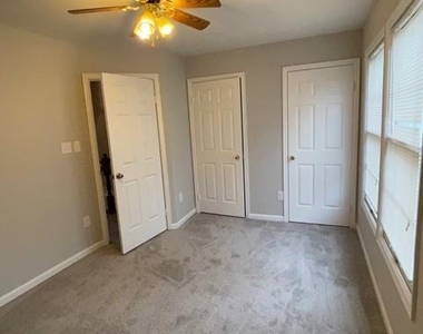 5003 9th Street S - Photo Thumbnail 10