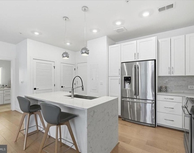 1411 Key Boulevard - Photo Thumbnail 8