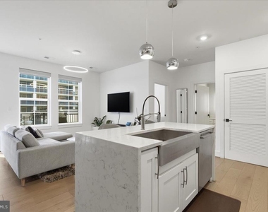 1411 Key Boulevard - Photo Thumbnail 9