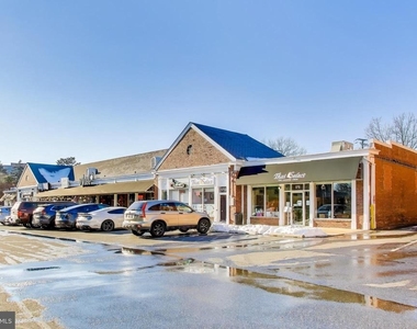 1726 N Quinn Street - Photo Thumbnail 21
