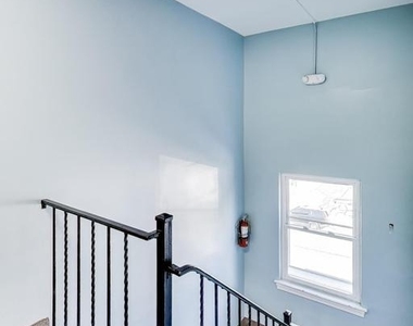 1726 N Quinn Street - Photo Thumbnail 14