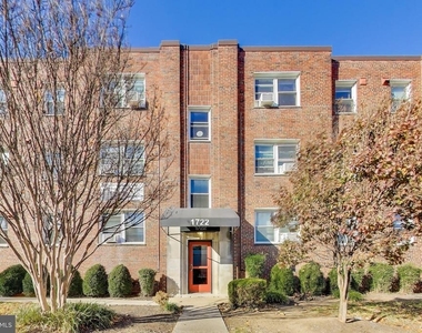 1726 N Quinn Street - Photo Thumbnail 18