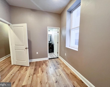 1429 W Diamond Street - Photo Thumbnail 4