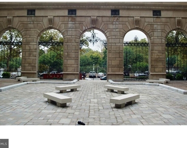230 N 21st Street - Photo Thumbnail 15