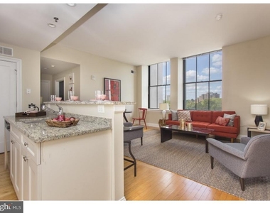 230 N 21st Street - Photo Thumbnail 3