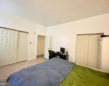 1530 Mount Vernon Street - Photo Thumbnail 4