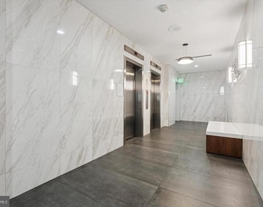 2101 Chestnut Street - Photo Thumbnail 15