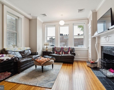 2126 Locust Street - Photo Thumbnail 6