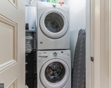 2126 Locust Street - Photo Thumbnail 15
