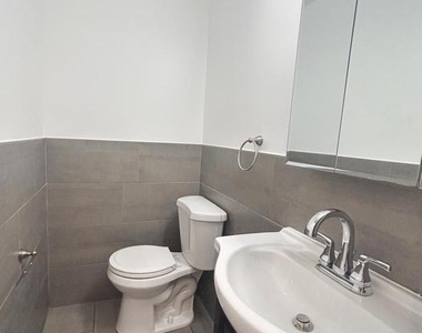 7053 Paschall Avenue - Photo Thumbnail 4