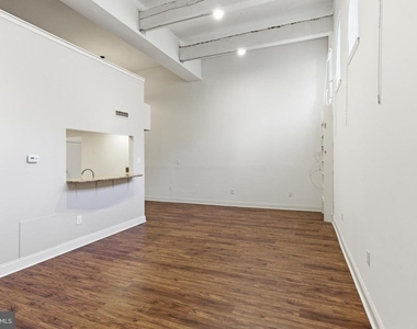 2837 Cambridge Street - Photo Thumbnail 1