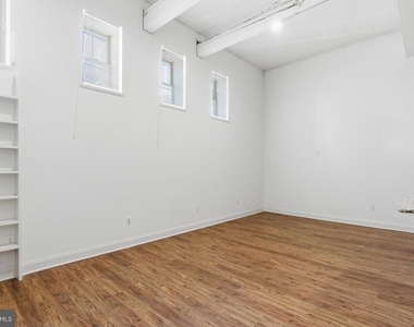 2837 Cambridge Street - Photo Thumbnail 2