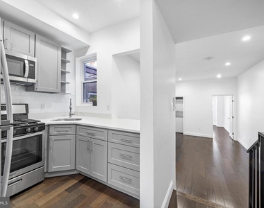 2319 N College Avenue - Photo Thumbnail 11