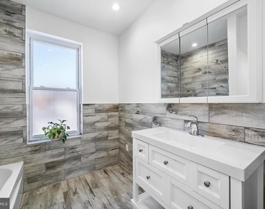 2319 N College Avenue - Photo Thumbnail 16