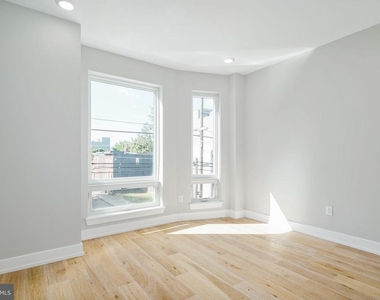 2709 W Jefferson Street - Photo Thumbnail 8