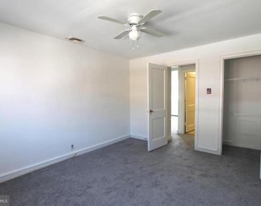 6711 E Pleasant Place - Photo Thumbnail 16