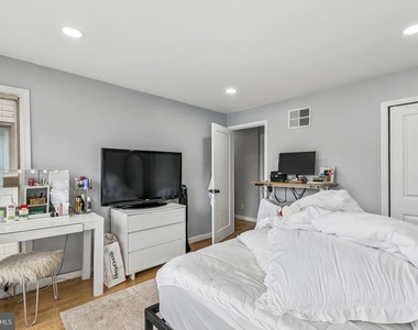 1130 Lombard Street - Photo Thumbnail 24