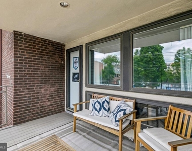 1130 Lombard Street - Photo Thumbnail 15