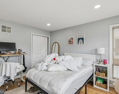 1130 Lombard Street - Photo Thumbnail 23
