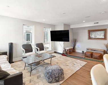 1224 N 26th Street - Photo Thumbnail 8