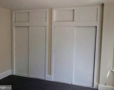 306 Leverington Avenue - Photo Thumbnail 12