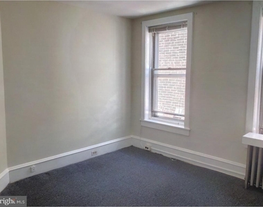 306 Leverington Avenue - Photo Thumbnail 15