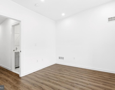 2148 N Franklin Street - Photo Thumbnail 13