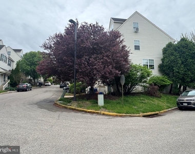6718 Cinnamon Drive - Photo Thumbnail 6