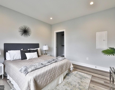 1612 Cambridge Street - Photo Thumbnail 4