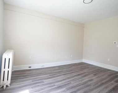 104 Bethlehem Pike - Photo Thumbnail 3