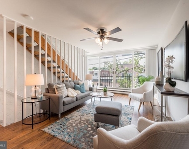 123 E Baker Street - Photo Thumbnail 3