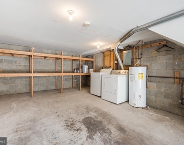 123 E Baker Street - Photo Thumbnail 8