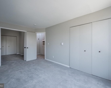 123 E Baker Street - Photo Thumbnail 4