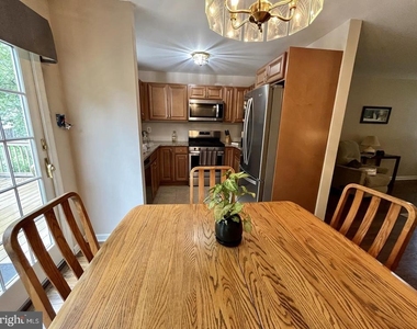 306 Media Line Road - Photo Thumbnail 8