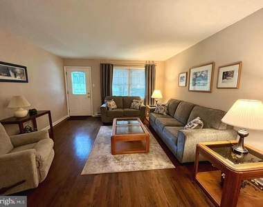306 Media Line Road - Photo Thumbnail 1