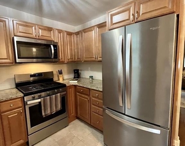 306 Media Line Road - Photo Thumbnail 6
