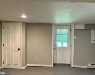 306 Media Line Road - Photo Thumbnail 25